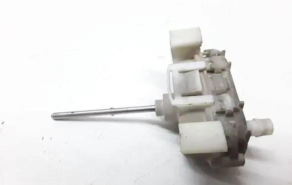 Fuel tank cap lock motor