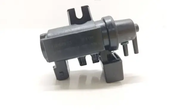 BMW 7 E38 Turbo solenoid valve 1174779663403 70057903