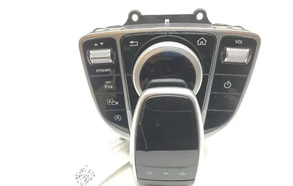 Head unit multimedia control
