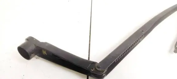 Mazda 6 Front wiper blade arm
