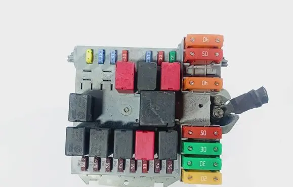 Fiat Bravo Fuse box set 51790930 57657 0930057657