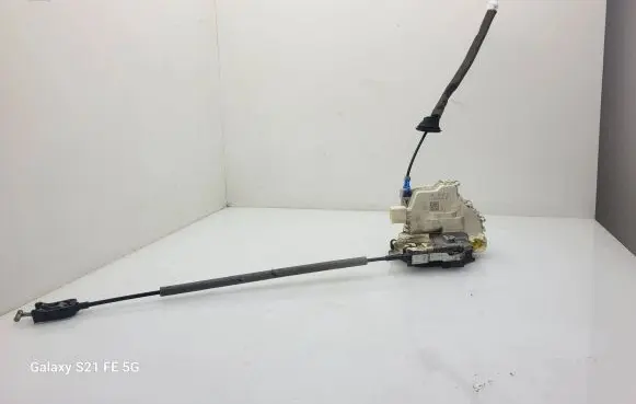 Audi A3 S3 8V Front door lock 8X1837015