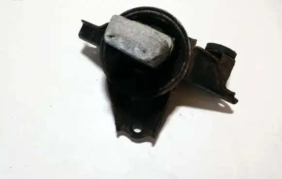 KIA Ceed Engine mount bracket