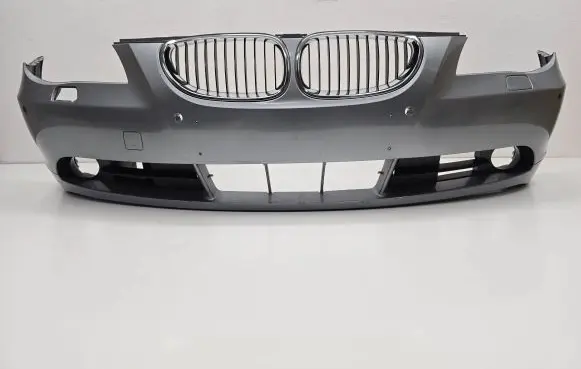BMW 5 E60 E61 Front bumper 51117033694