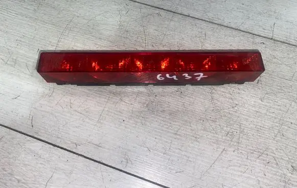 Ford Mondeo MK II Third/center stoplight 026006 97KG13B52G