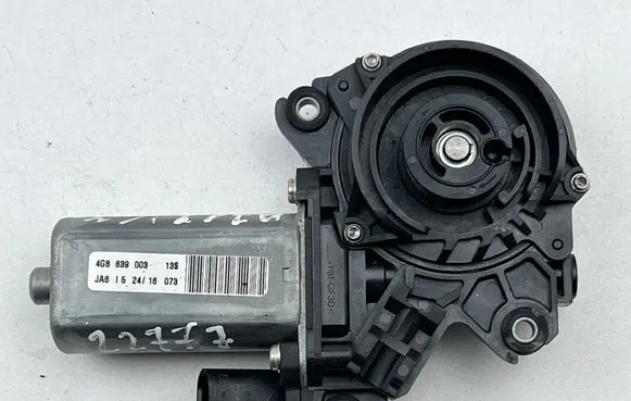Audi A7 S7 4G Rear door soft close latching motor 4G8839003