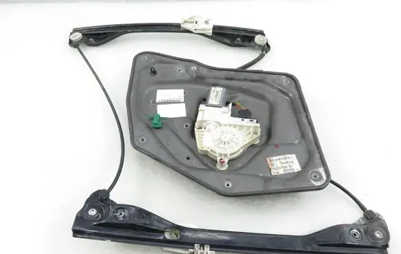 Skoda Superb B6 (3T) Front door window regulator with motor 8K0959802 3T0837402A