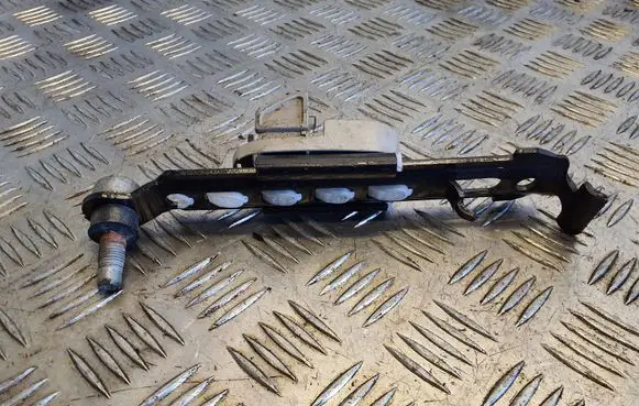 Chrysler Grand Voyager V Seat belt height adjuster 
