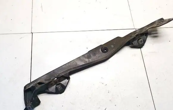Renault Laguna III Fender mounting bracket 901260001r nue631220002r