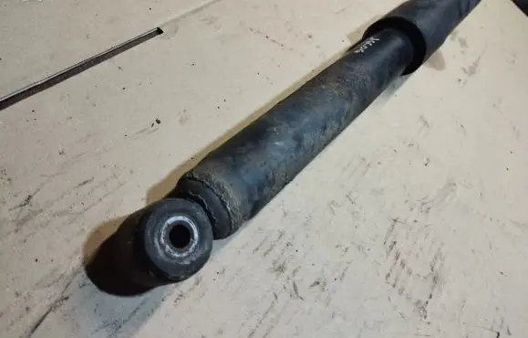 Jeep Grand Cherokee (WK) Rear shock absorber/damper 52089756AI 55553E