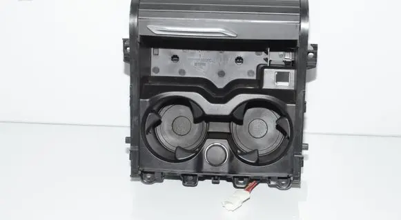 Cup holder front