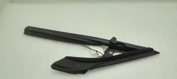 BMW Z4 E89 Rubber seal front coupe door window 7192287