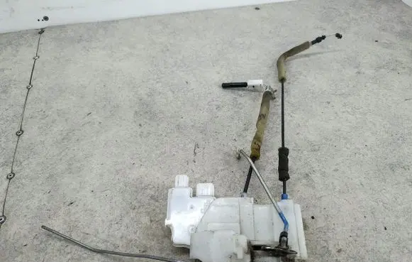 Honda Accord Front door lock 