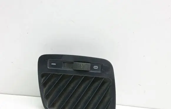 Audi A6 S6 C5 4B Dash center air vent grill 4B0819793
