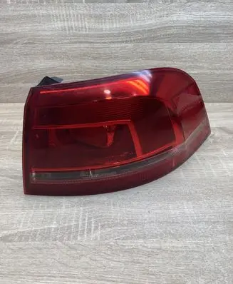 Volkswagen PASSAT B7 Rear/tail lights 3AF945096E