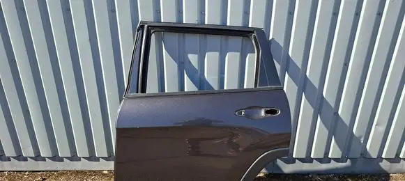 Jeep Cherokee Rear door 