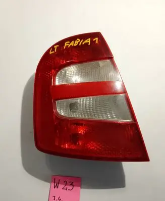 Skoda Fabia Mk1 (6Y) Rear/tail lights 6Y6945095B 6Y6945111