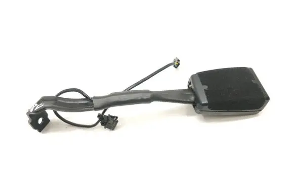 Volkswagen PASSAT B6 Front seatbelt buckle 1K3857756AK