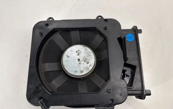 BMW X1 F48 F49 Subwoofer speaker 9278065 65139278065