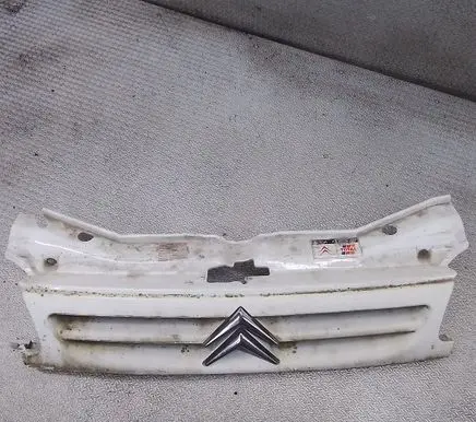 Citroen Berlingo Front grill 9635604880