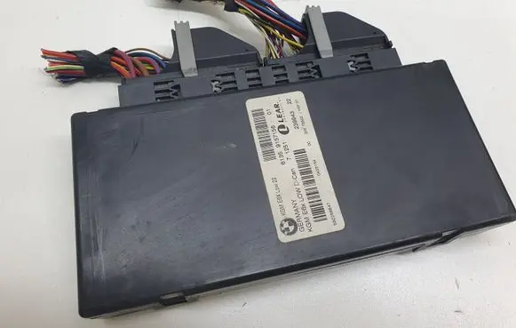 BMW 5 E60 E61 Comfort/convenience module 61359157156 915715601 6135915715601