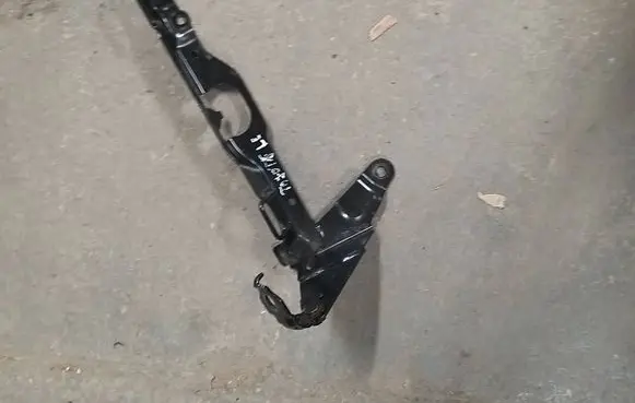 Toyota Yaris Rear seat cable / handle 