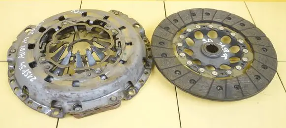 Audi A4 S4 B7 8E 8H Clutch set kit LUK BUL SPRZEGLO