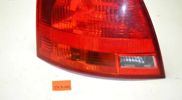 Audi A4 S4 B7 8E 8H Rear/tail lights 8E9945095E 484001 ULO748001