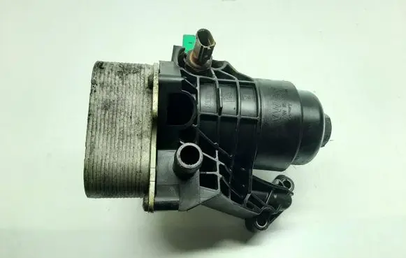 Audi A3 S3 8V Oil filter mounting bracket 03N115389A