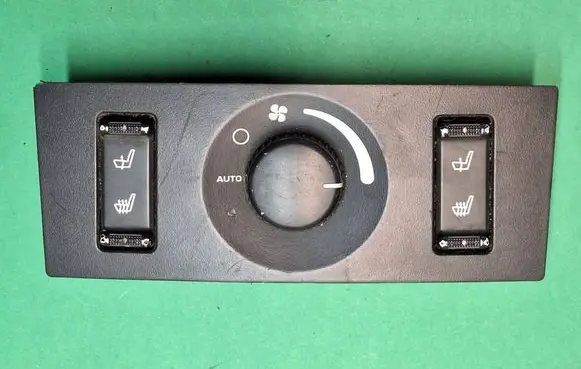Chrysler Pacifica Other switches/knobs/shifts 23199