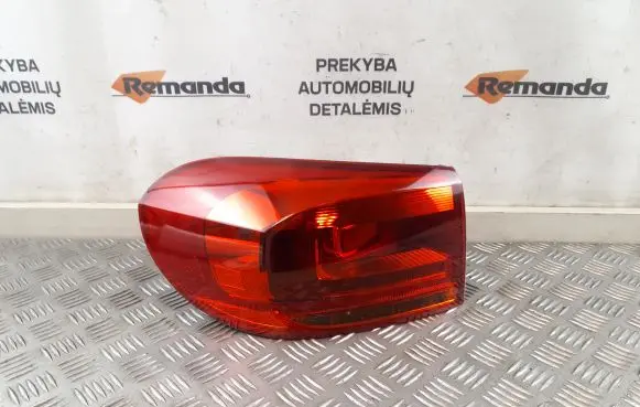 Volkswagen Tiguan Rear/tail lights 5N0945095Q 5N0945311D