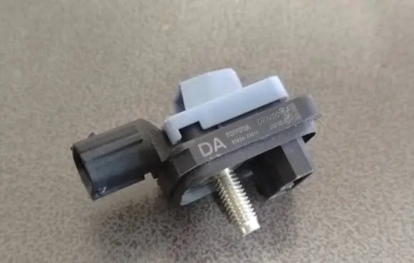 Toyota RAV 4 (XA50) Airbag deployment crash/impact sensor 8983A33010