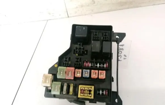 Volvo S40, V40 Fuse box set