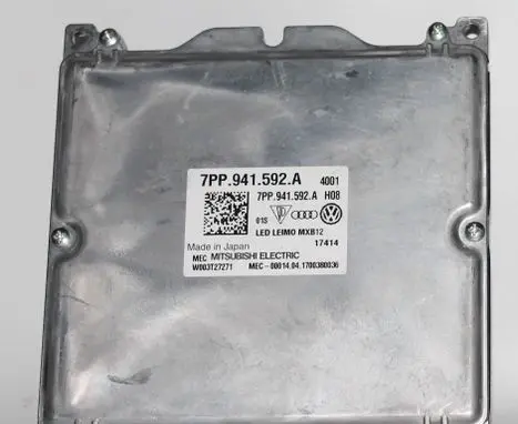 Volkswagen Touareg III LED ballast control module 7PP941592A W003T27271