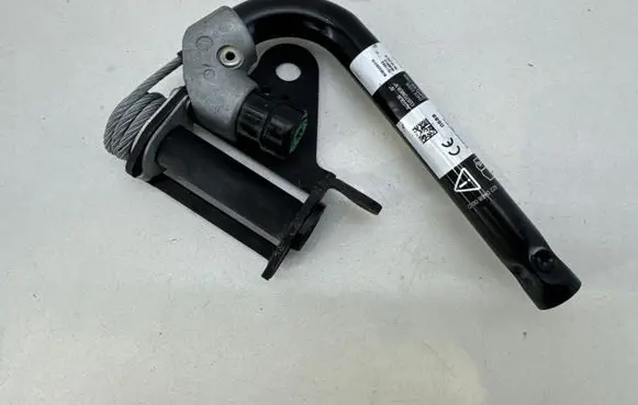 BMW 5 F10 F11 Front seatbelt buckle 7211593