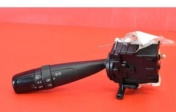 Suzuki Swift II Headlight wiper switch 173744
