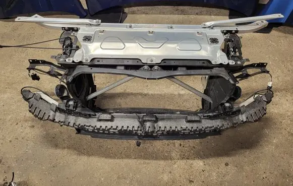 BMW X3 G01 Radiator support slam panel 7400111 7400110