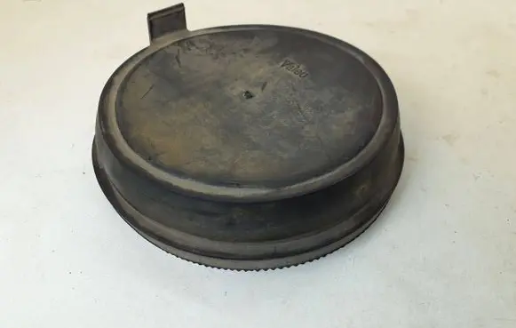 Headlight/headlamp dust cover