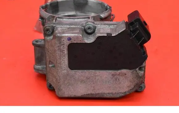Volkswagen Cross Touran I Throttle body valve 03G128063C