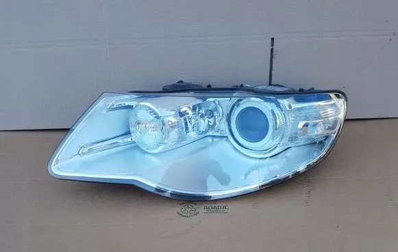 Volkswagen Touareg I Headlights/headlamps set 