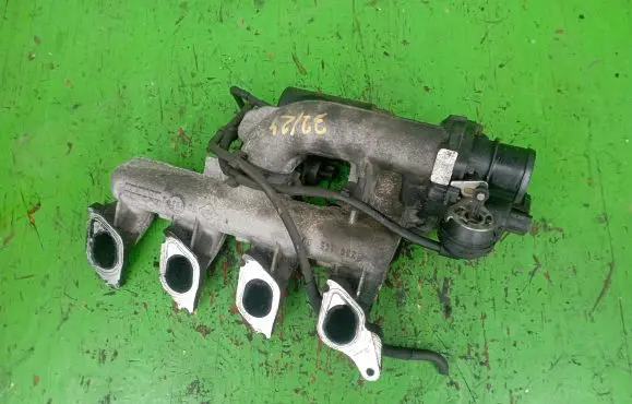 Volvo S40, V40 Intake manifold