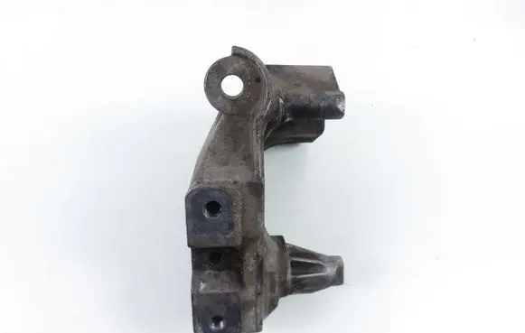 Audi A3 S3 8L Engine mounting bracket 038199207H