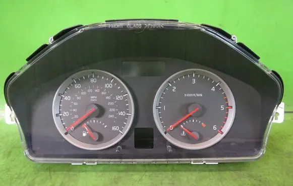Volvo V50 Speedometer (instrument cluster) 30728644