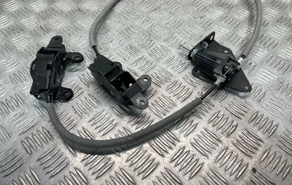 BMW X5 E70 Tailgate release/open handle 7162149 7149630 7162147