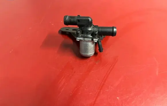 BMW X7 G07 Coolant heater control valve 9254742 64119254742 6823548