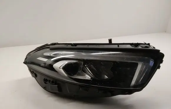 Mercedes-Benz A W177 Headlight/headlamp MDE89132A
