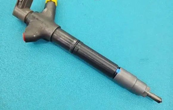 Toyota Verso Fuel injector 236700R100 IMPRK1586324