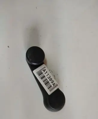 Hyundai Getz Front door window winding handle
