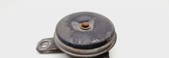 Subaru Forester SG Horn signal E130030