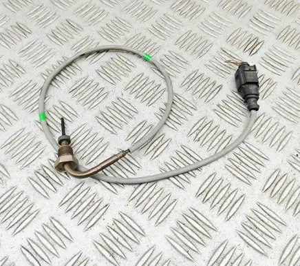 Audi Q3 F3 Oil temperature sensor 04L906088JH